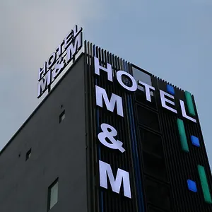 M＆m クアラルンプール